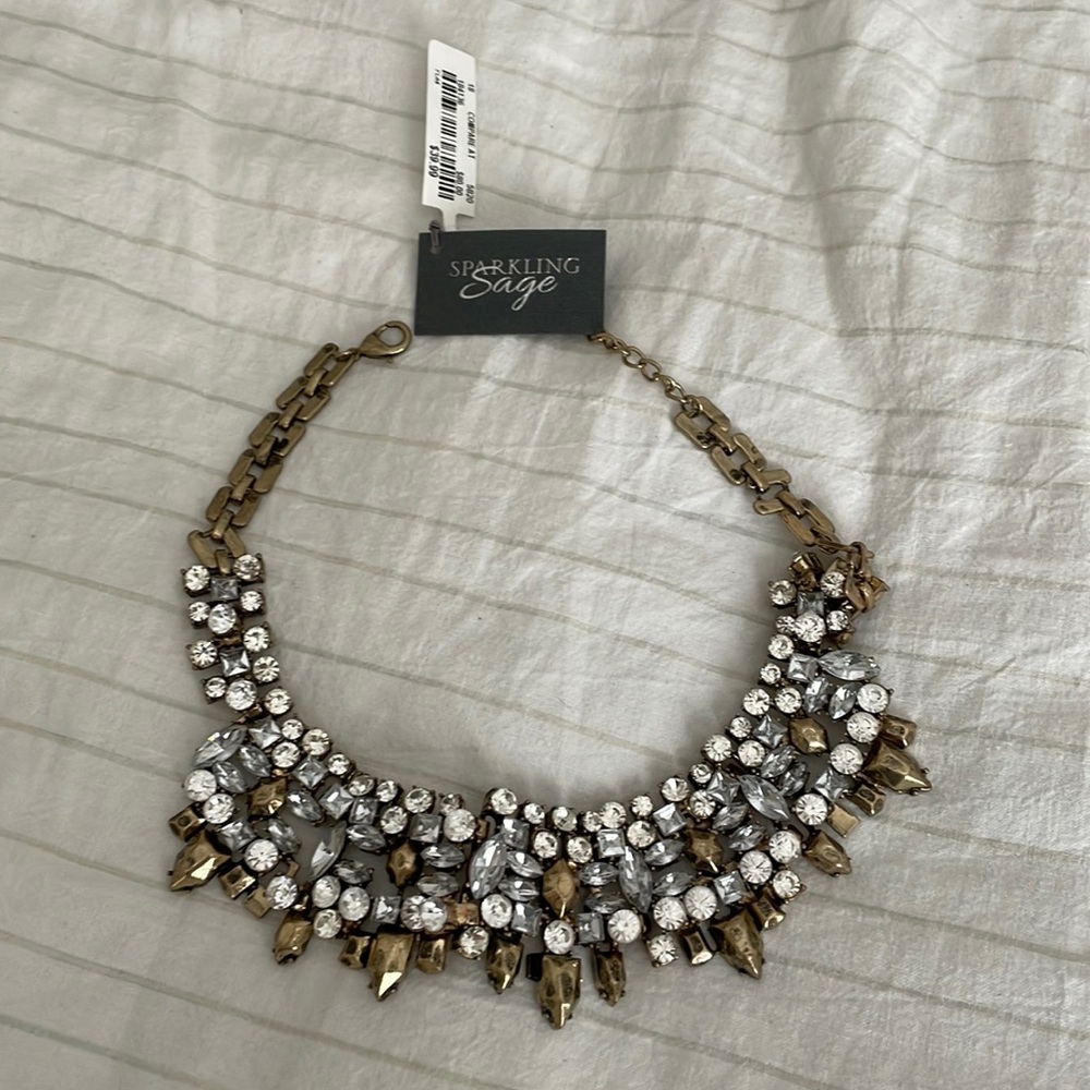 Sparkling Sage Necklace